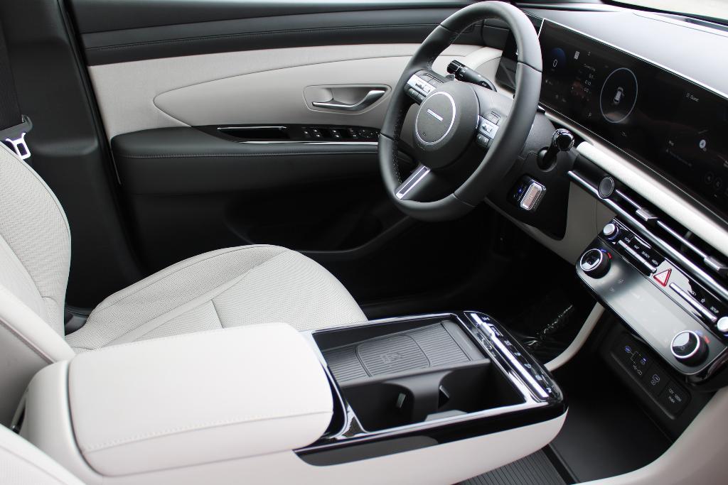 new 2025 Hyundai Tucson car, priced at $40,314