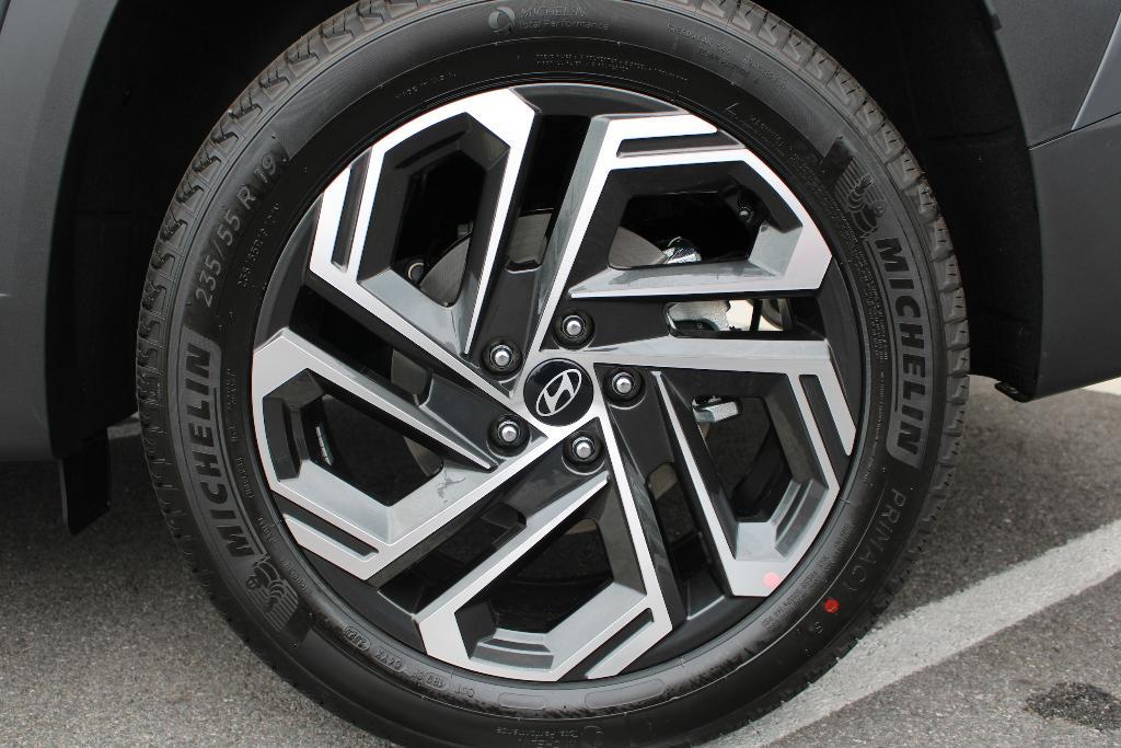 new 2025 Hyundai Tucson car, priced at $40,314