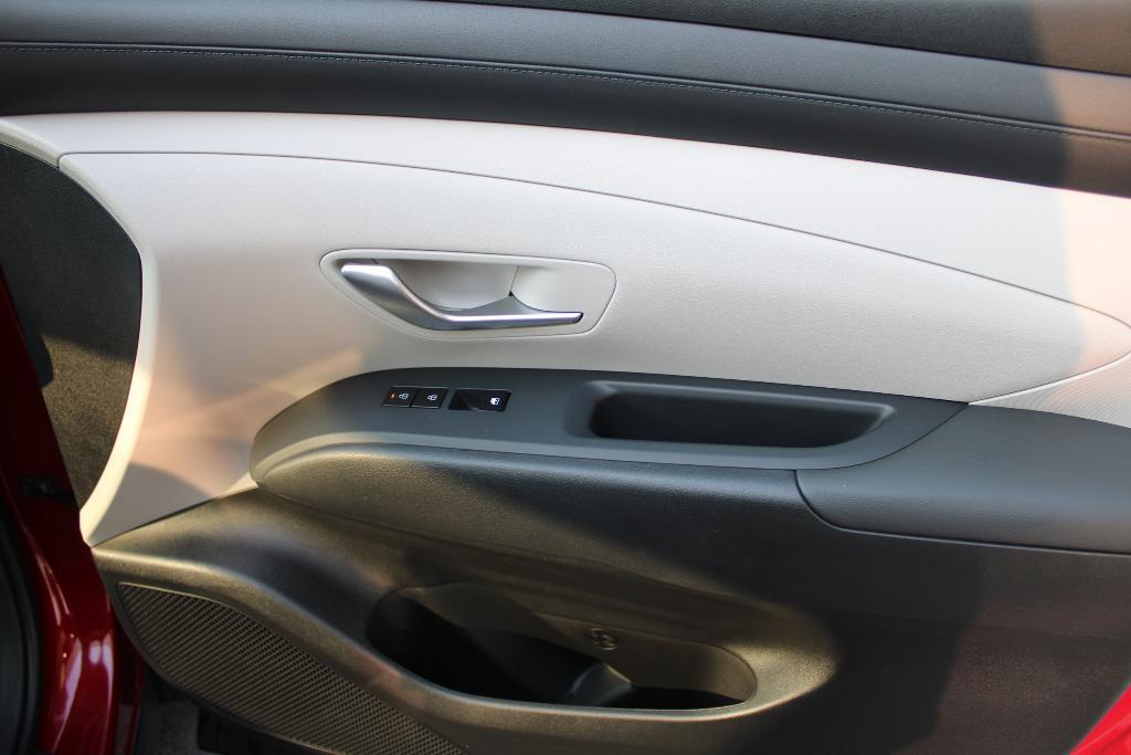 new 2025 Hyundai Tucson car, priced at $32,919