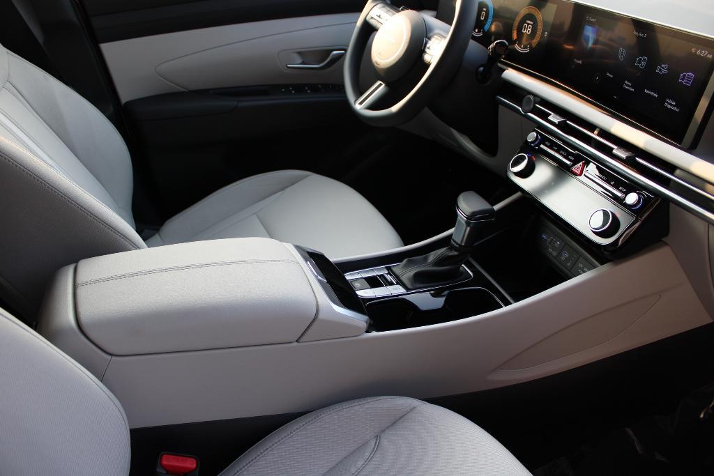 new 2025 Hyundai Tucson car, priced at $32,919