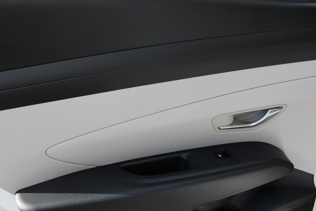 new 2025 Hyundai Tucson car, priced at $34,885