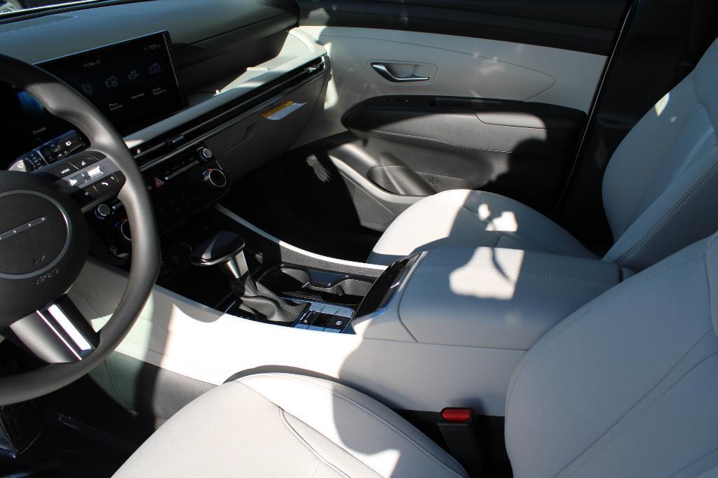 new 2025 Hyundai Tucson car, priced at $34,885