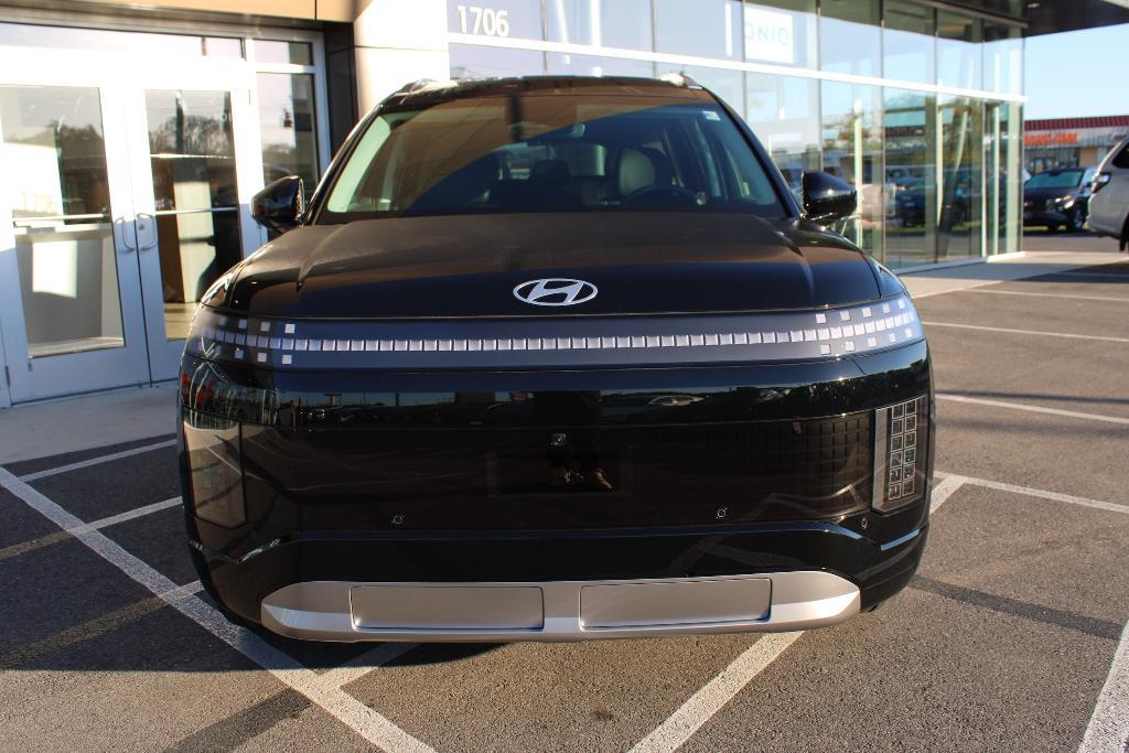 new 2026 Hyundai IONIQ 9 car, priced at $68,470