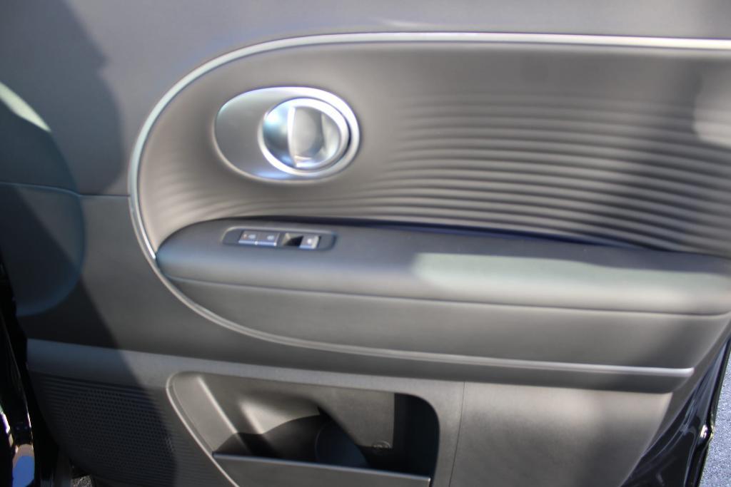new 2026 Hyundai IONIQ 9 car, priced at $68,470