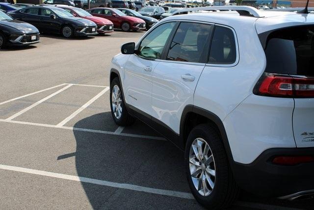 used 2017 Jeep Cherokee car, priced at $16,791