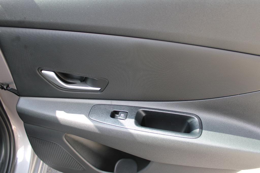 new 2025 Hyundai Elantra car, priced at $22,045