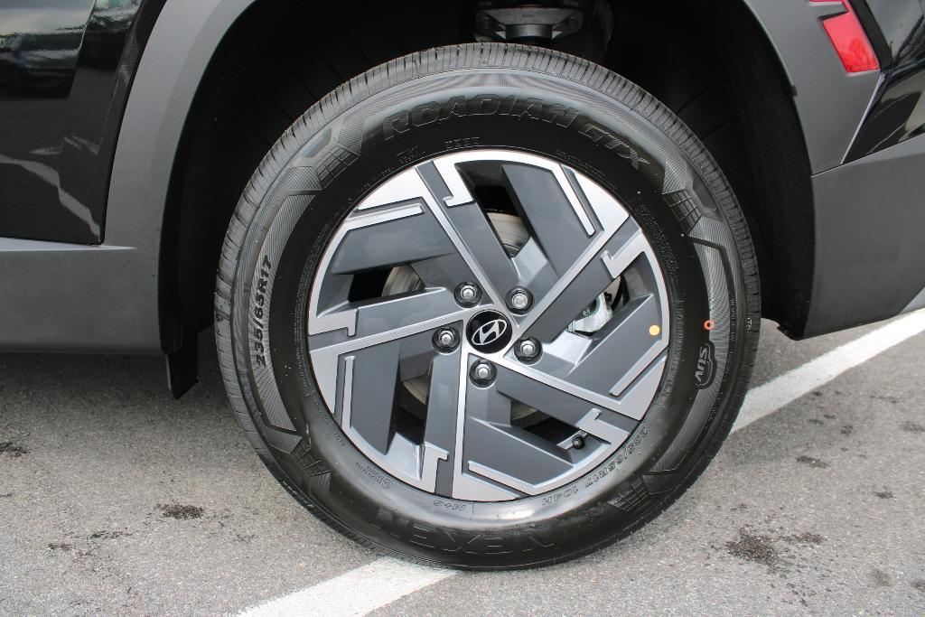 new 2025 Hyundai TUCSON Hybrid car, priced at $33,256