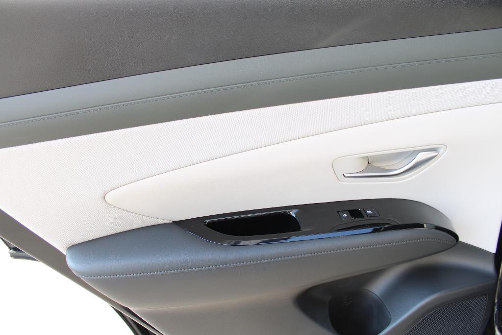 new 2025 Hyundai Tucson car, priced at $39,314