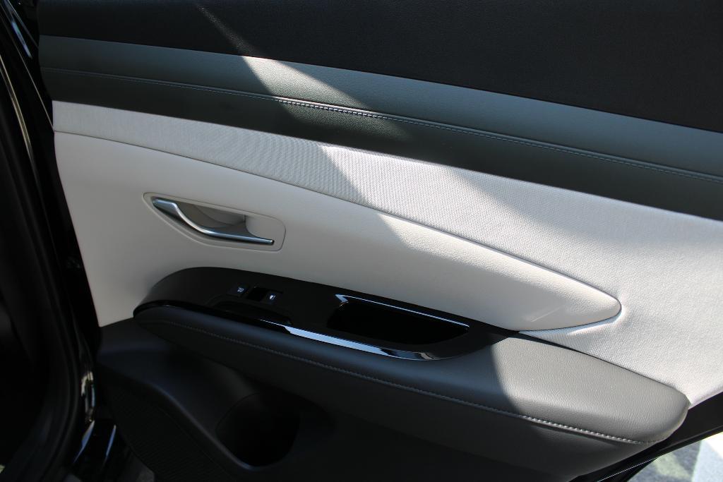 new 2025 Hyundai Tucson car, priced at $39,314