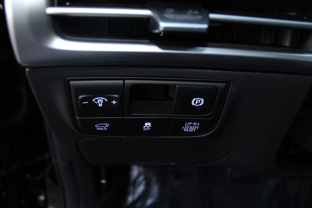 new 2025 Hyundai TUCSON Hybrid car, priced at $37,758