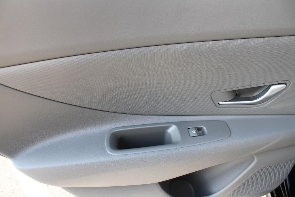 new 2025 Hyundai ELANTRA HEV car, priced at $25,303