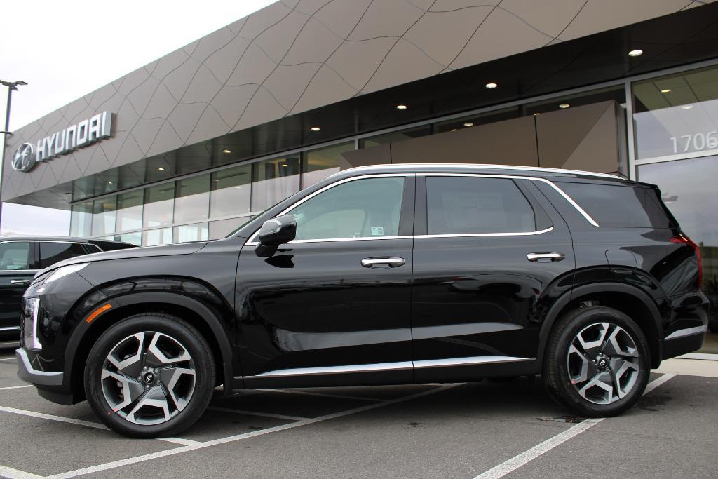 new 2025 Hyundai Palisade car, priced at $46,189