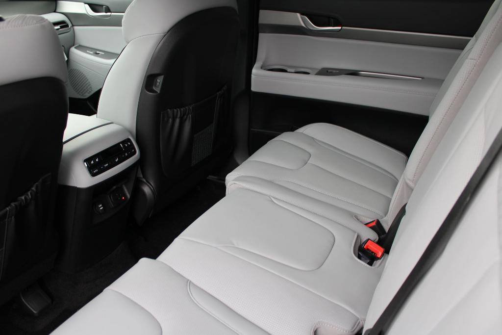 new 2025 Hyundai Palisade car, priced at $47,215