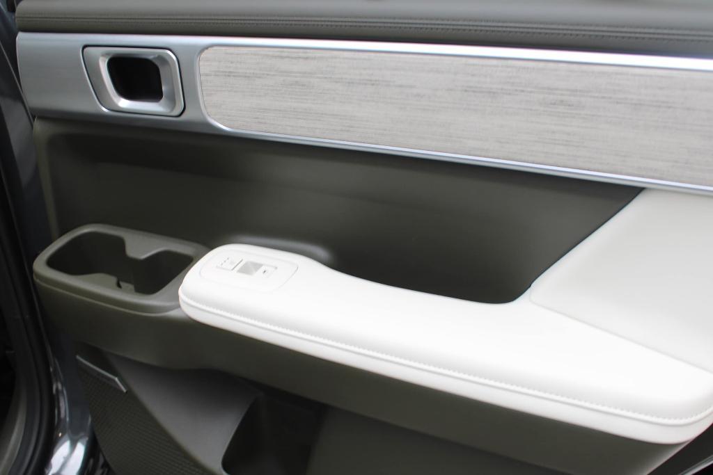 new 2025 Hyundai Santa Fe car, priced at $46,023