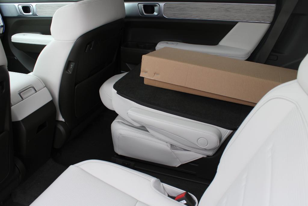 new 2025 Hyundai Santa Fe car, priced at $46,023