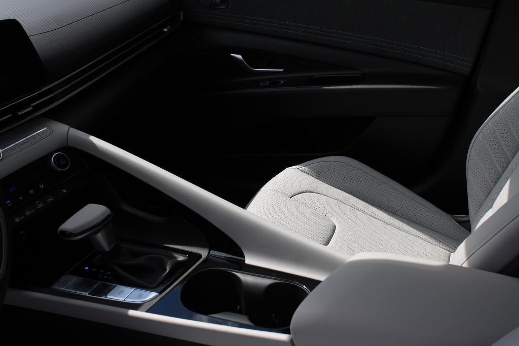 new 2025 Hyundai Elantra car, priced at $26,549