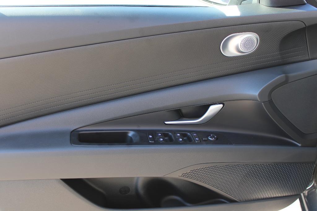 new 2025 Hyundai Elantra car, priced at $22,015