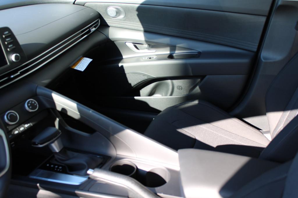 new 2025 Hyundai Elantra car, priced at $22,015