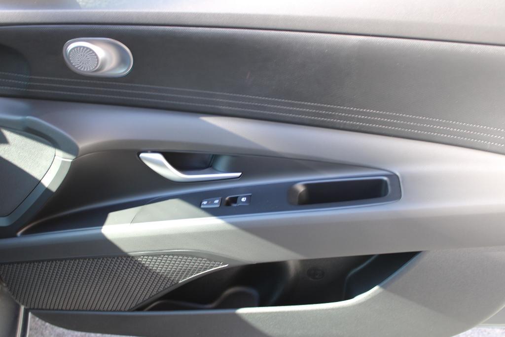 new 2025 Hyundai Elantra car, priced at $22,015
