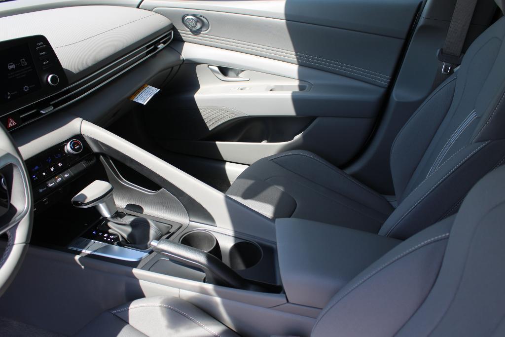 new 2025 Hyundai Elantra car, priced at $23,866