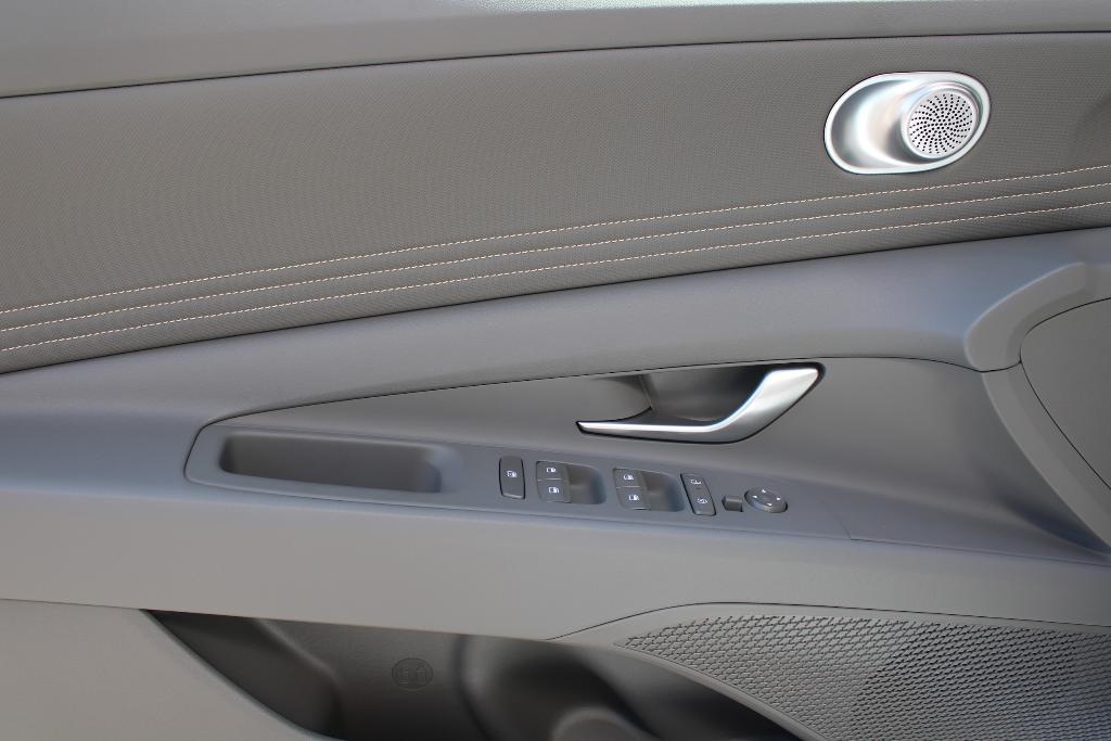 new 2025 Hyundai Elantra car, priced at $23,866