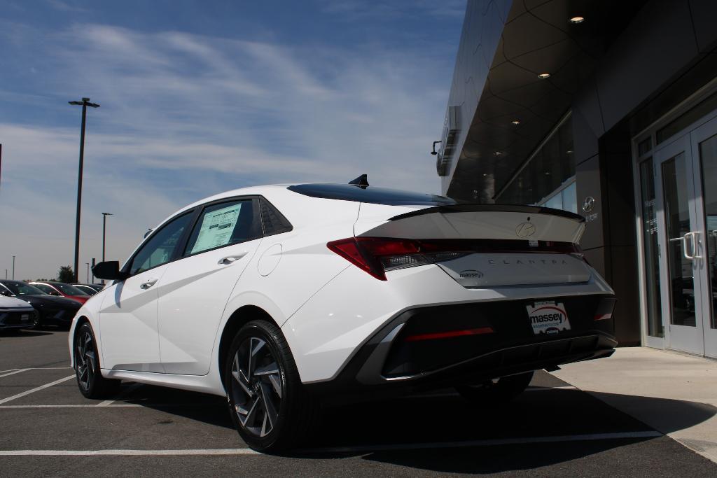 new 2025 Hyundai Elantra car, priced at $23,866