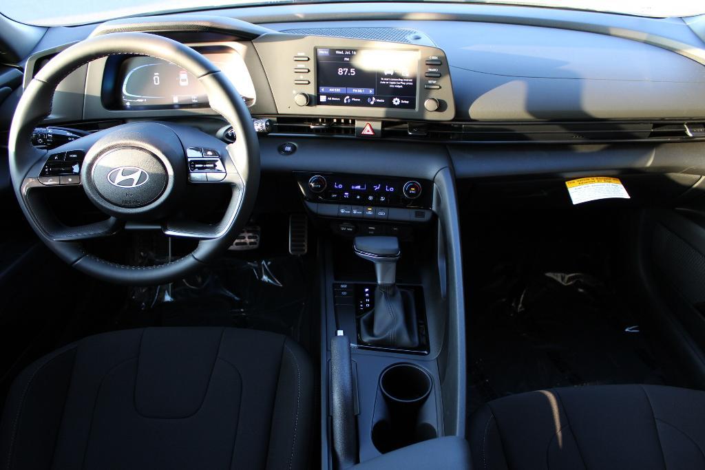 new 2025 Hyundai Elantra car, priced at $23,789
