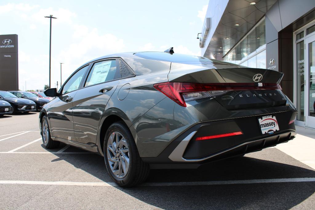 new 2025 Hyundai ELANTRA HEV car, priced at $25,548