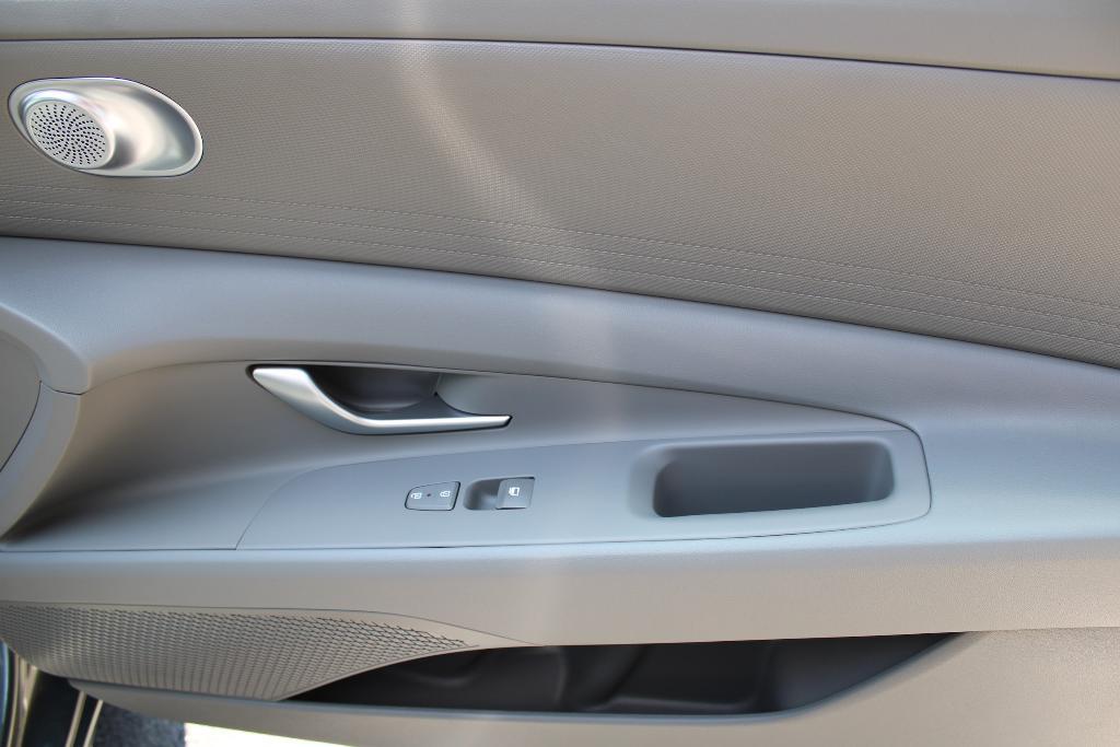 new 2025 Hyundai ELANTRA HEV car, priced at $25,548