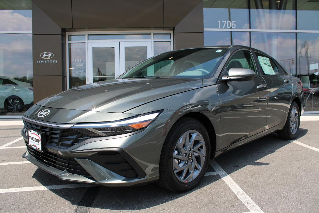 new 2025 Hyundai ELANTRA HEV car, priced at $25,548
