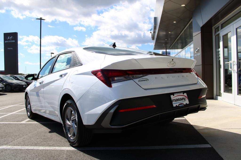 new 2025 Hyundai Elantra car, priced at $22,416