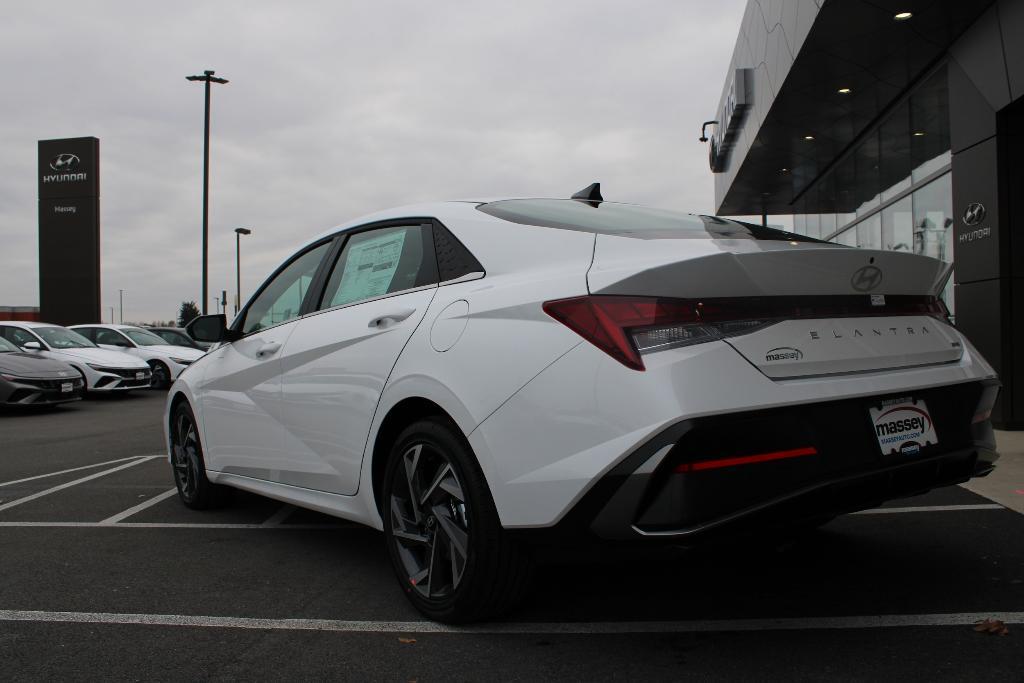 new 2025 Hyundai Elantra HEV car, priced at $30,459