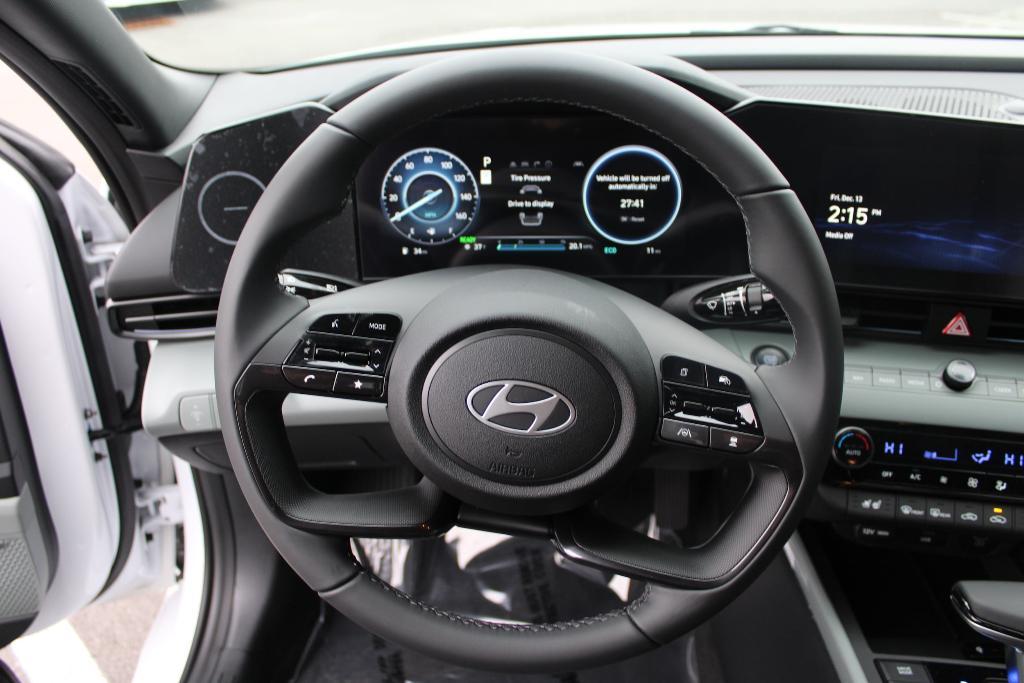 new 2025 Hyundai ELANTRA HEV car, priced at $30,048
