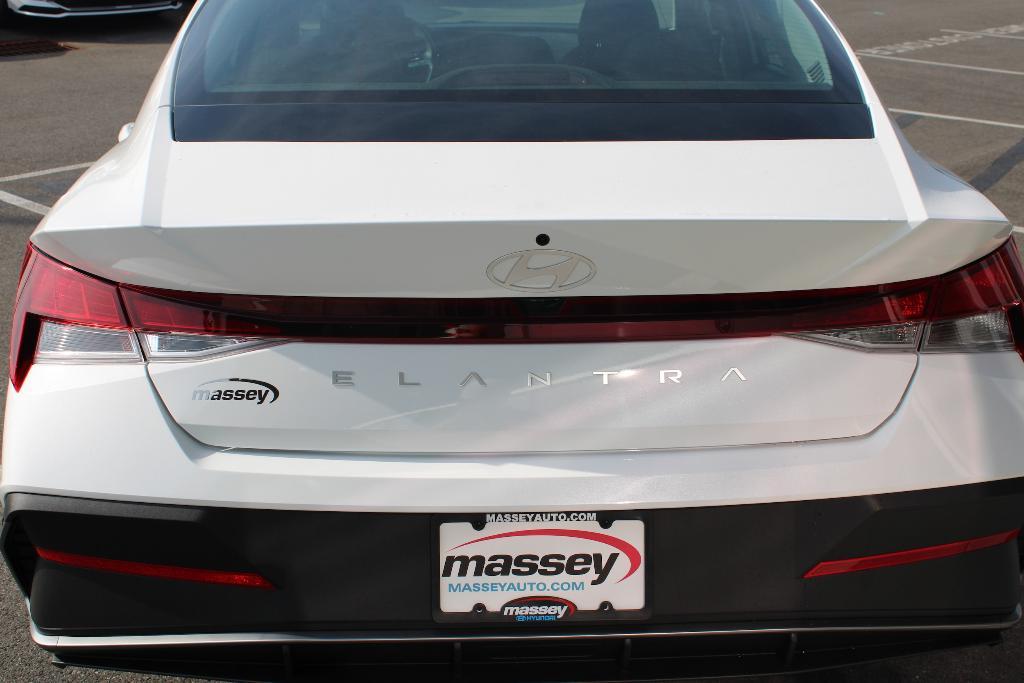 new 2025 Hyundai Elantra car, priced at $22,595