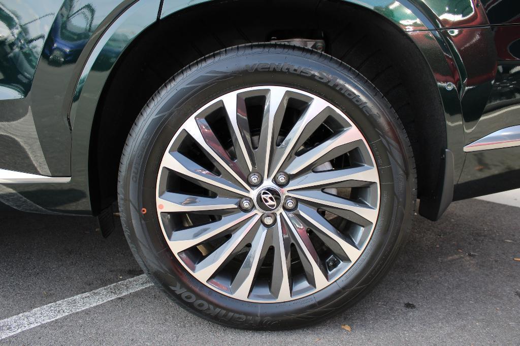 new 2025 Hyundai Palisade car, priced at $53,056