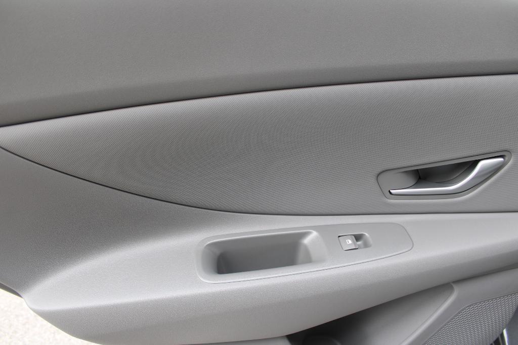 new 2025 Hyundai Elantra car, priced at $23,214