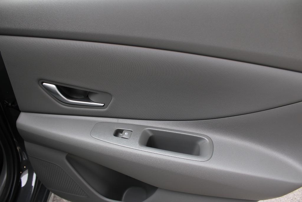 new 2025 Hyundai Elantra car, priced at $23,214