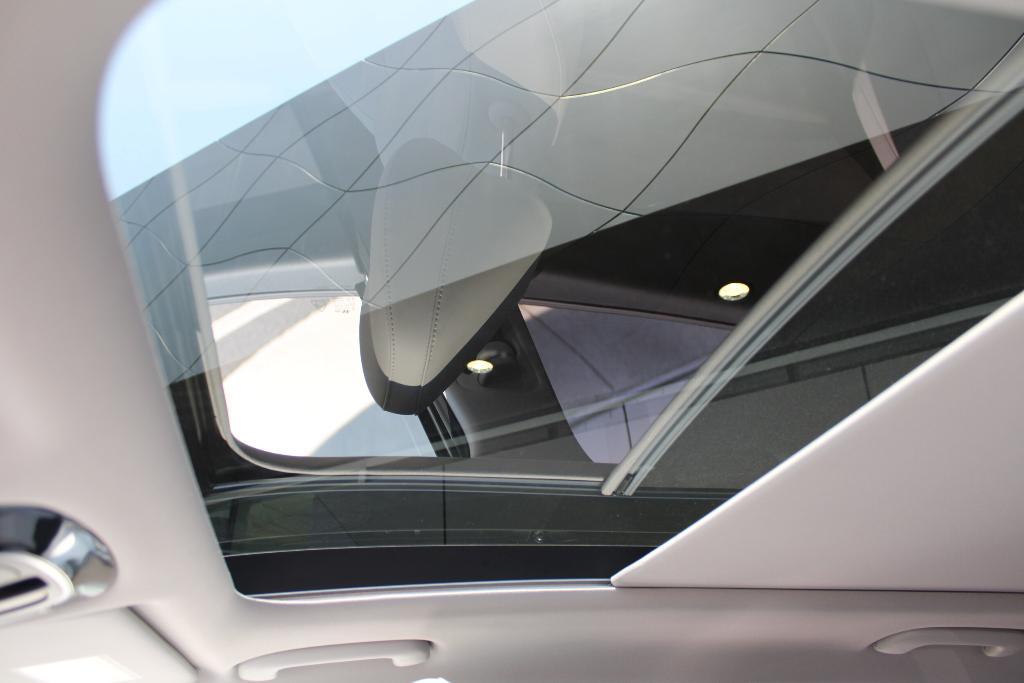 new 2025 Hyundai TUCSON Hybrid car, priced at $38,308