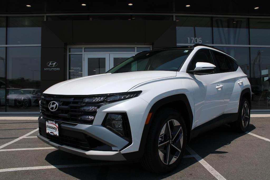 new 2025 Hyundai TUCSON Hybrid car, priced at $38,308