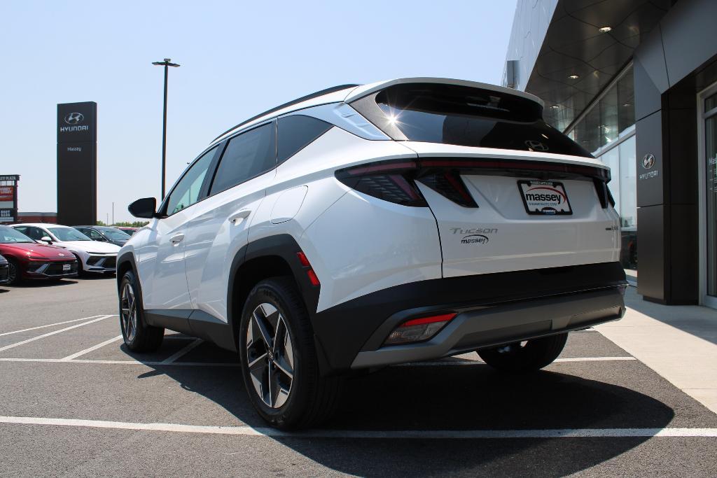 new 2025 Hyundai TUCSON Hybrid car, priced at $38,308