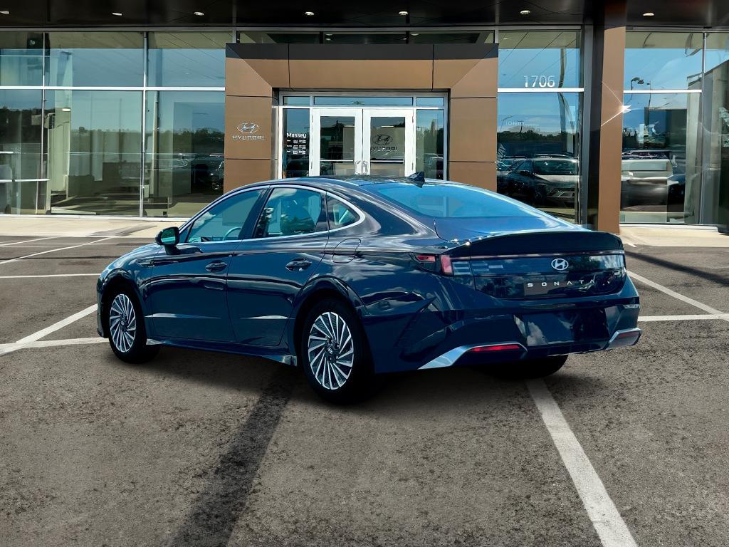 new 2025 Hyundai Sonata Hybrid car, priced at $30,824