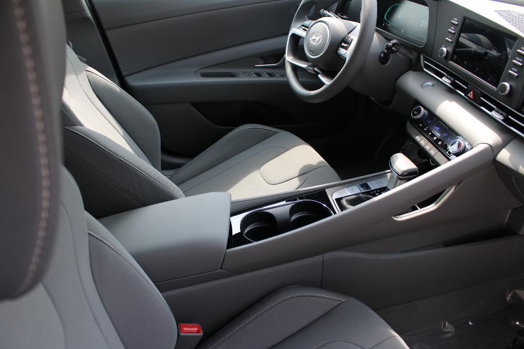 new 2025 Hyundai ELANTRA HEV car, priced at $26,026