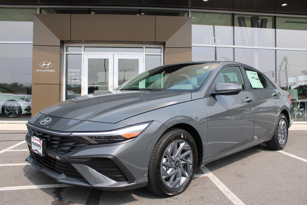 new 2025 Hyundai ELANTRA HEV car, priced at $26,026