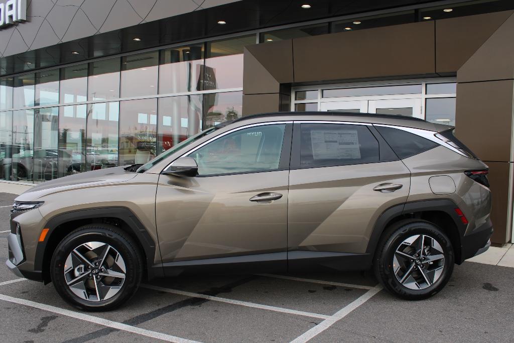 new 2025 Hyundai TUCSON Hybrid car, priced at $36,381