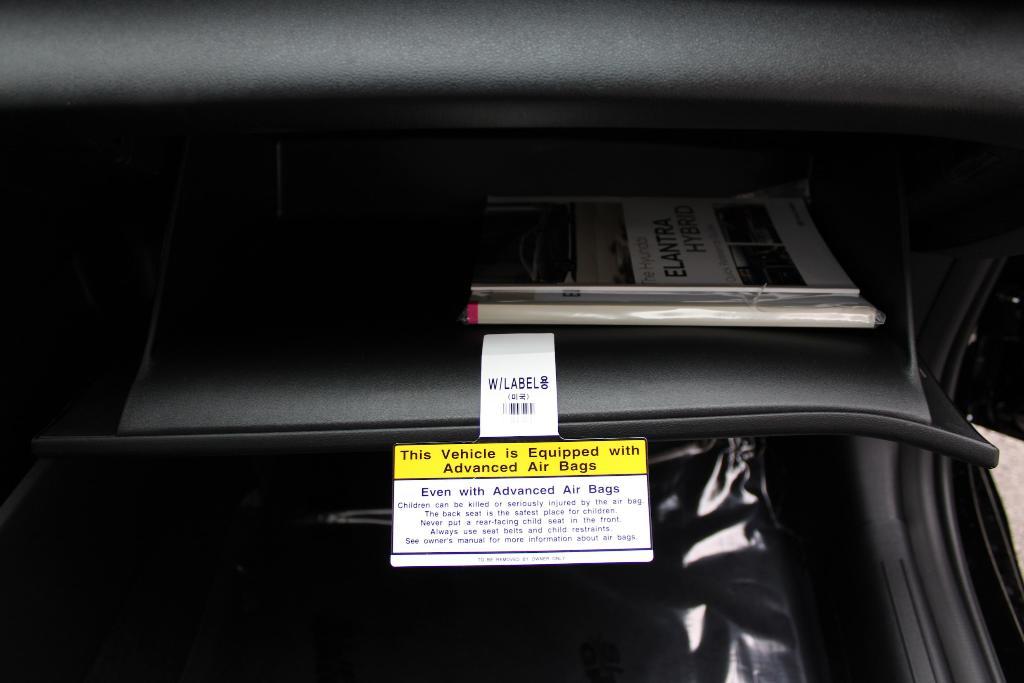new 2025 Hyundai ELANTRA HEV car, priced at $29,963