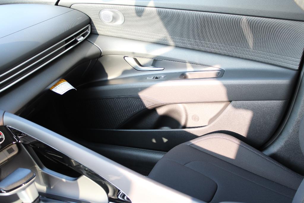 new 2025 Hyundai ELANTRA HEV car, priced at $25,603