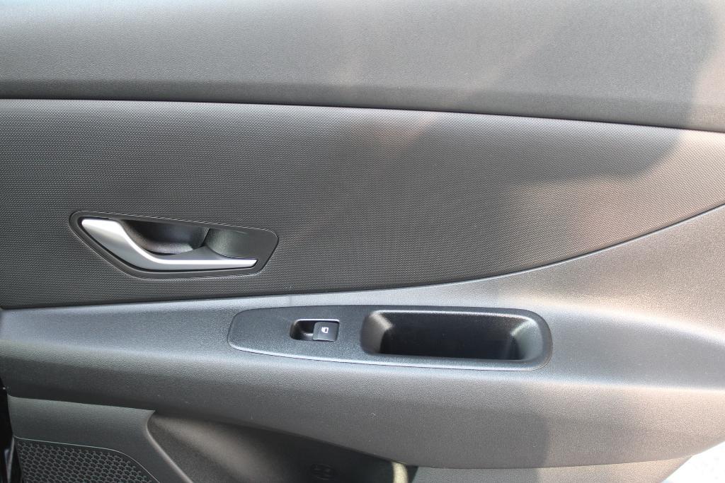 new 2025 Hyundai ELANTRA HEV car, priced at $25,603