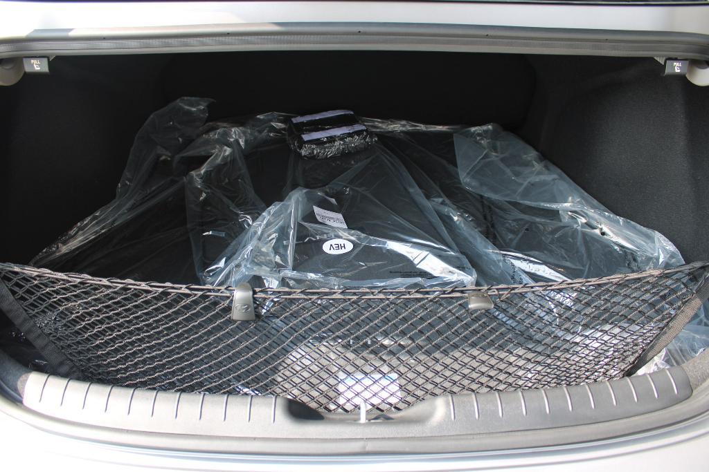 new 2025 Hyundai ELANTRA HEV car, priced at $27,956