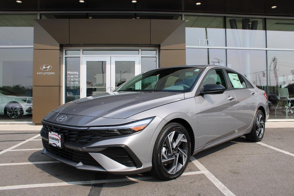 new 2025 Hyundai ELANTRA HEV car, priced at $27,956