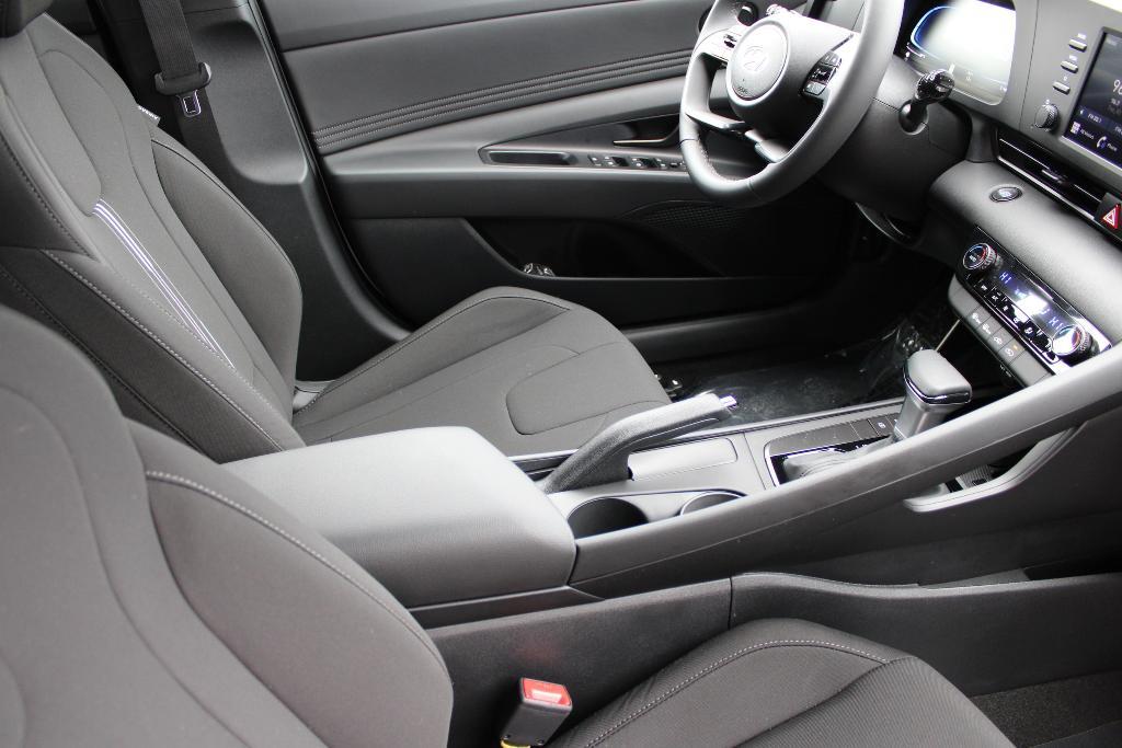 new 2025 Hyundai Elantra car, priced at $23,761